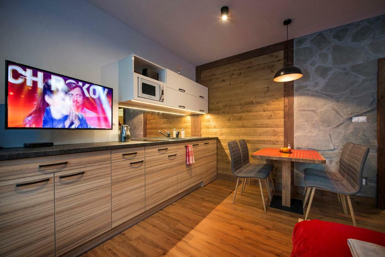 4Roses Apartments Vysoké Tatry 外观 照片